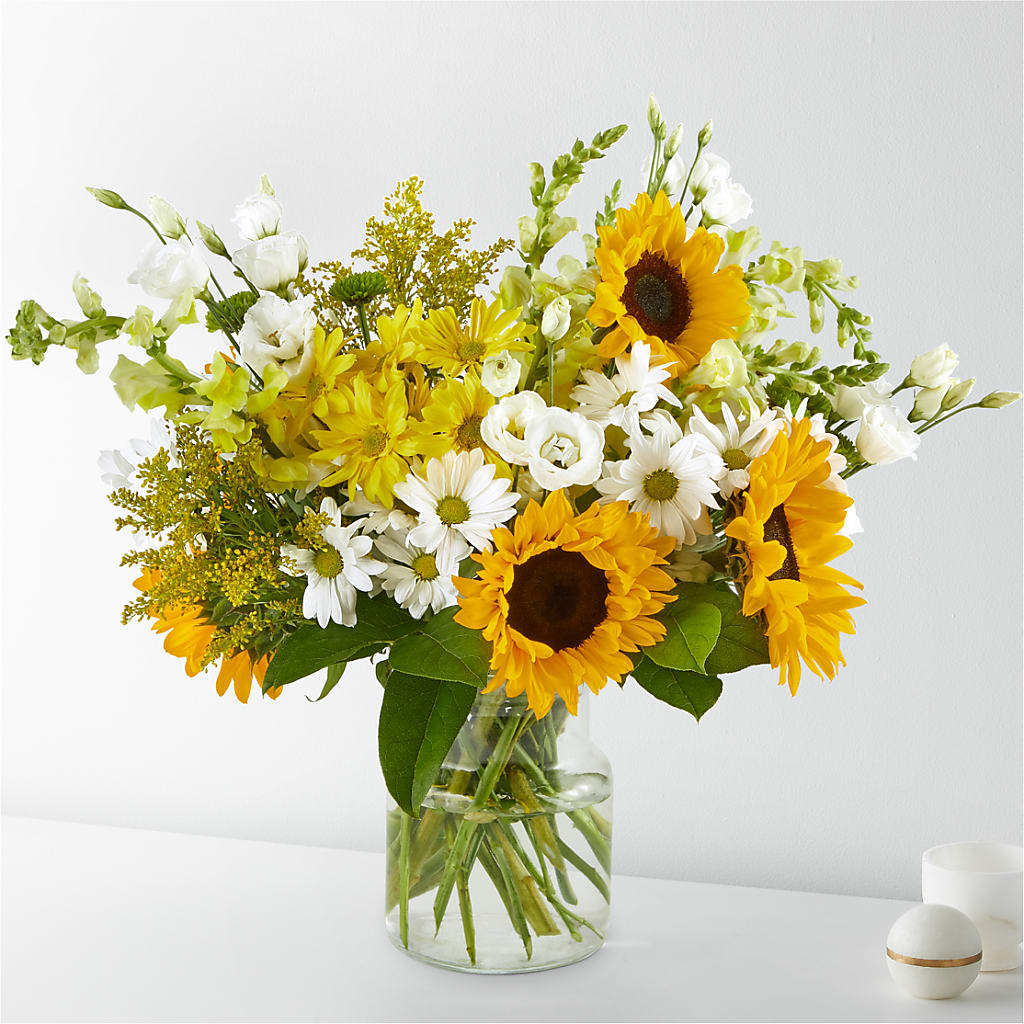 Hello Sunshine Bouquet – Family Fare Supermarkets #3785, Omaha NE