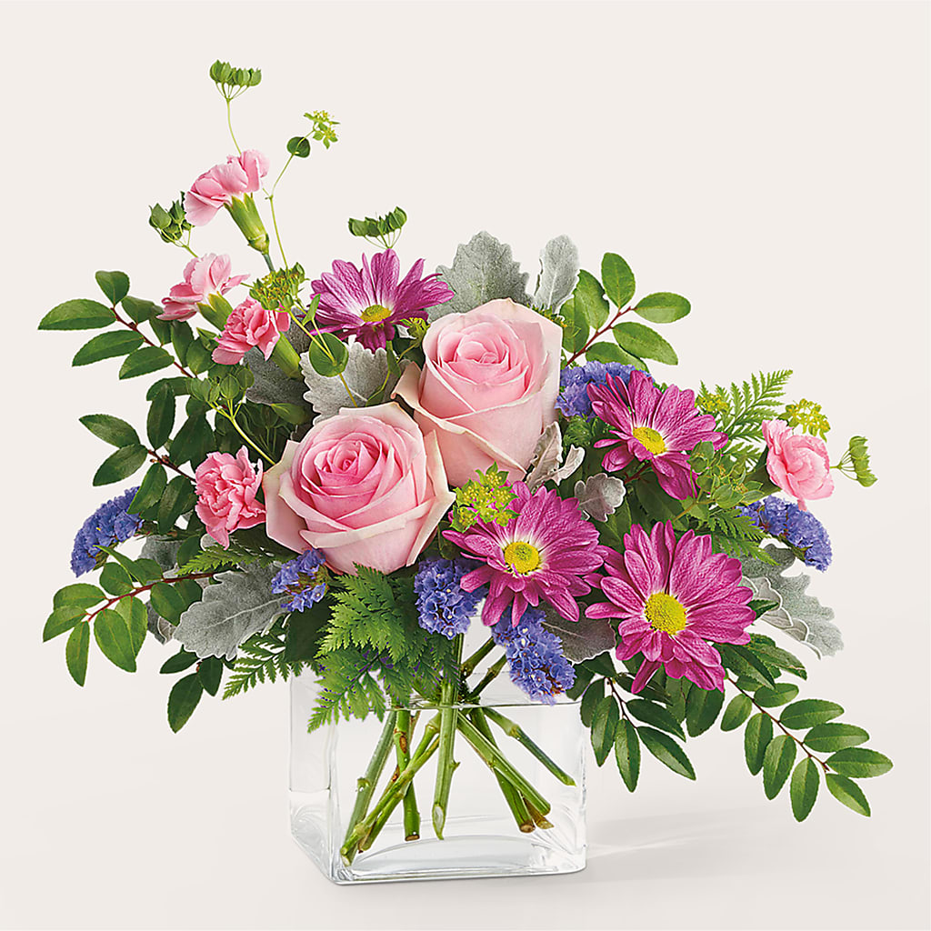 Starlet Bouquet – Family Fare Supermarkets #3785, Omaha NE