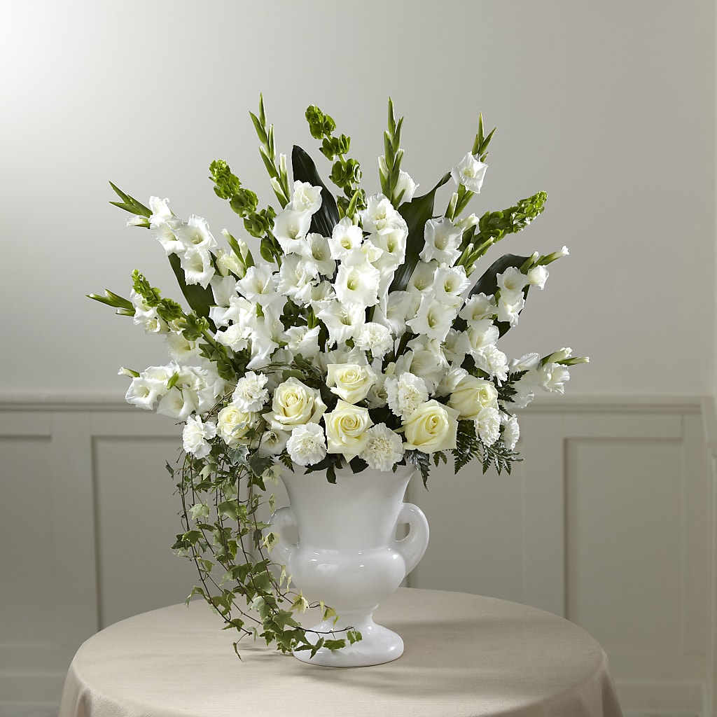 Fond Reflections Arrangement – Family Fare Supermarkets #3785, Omaha NE