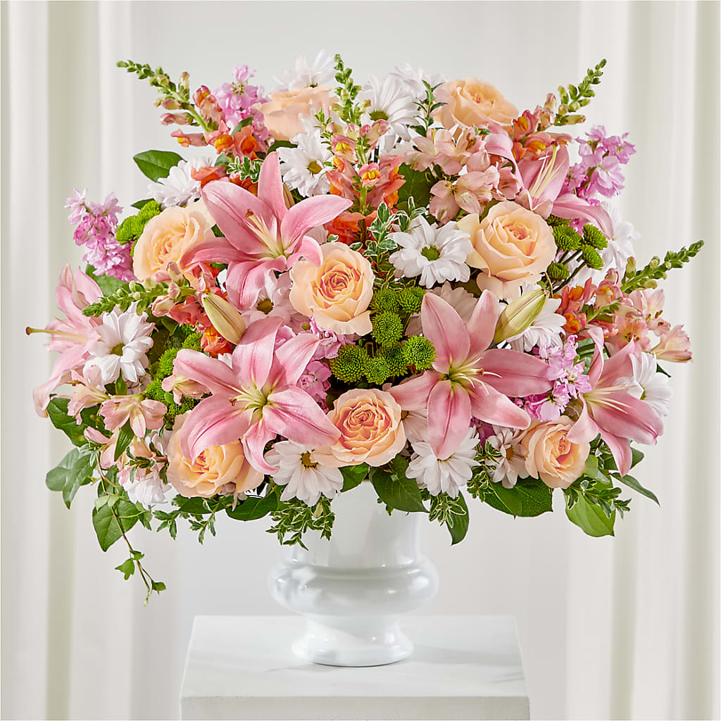 Heartfelt Gesture Urn Arrangement – Family Fare Supermarkets #3785, Omaha NE