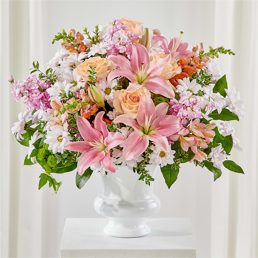 Heartfelt Gesture Urn Arrangement – Family Fare Supermarkets #3785, Omaha NE