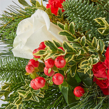 December Dreams Centerpiece –  Family Fare Supermarkets #3785, Omaha NE