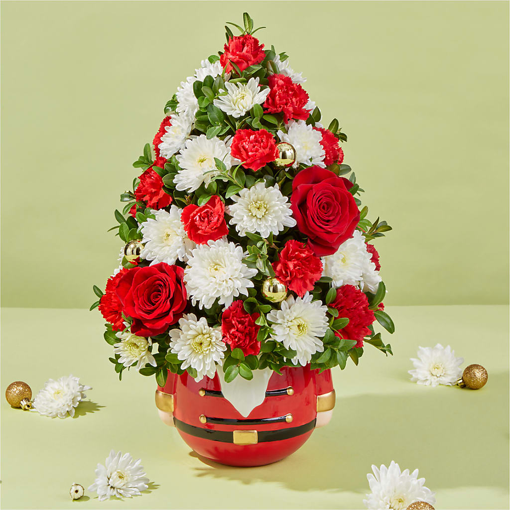 Royal Nutcracker Tree –  Family Fare Supermarkets #3785, Omaha NE