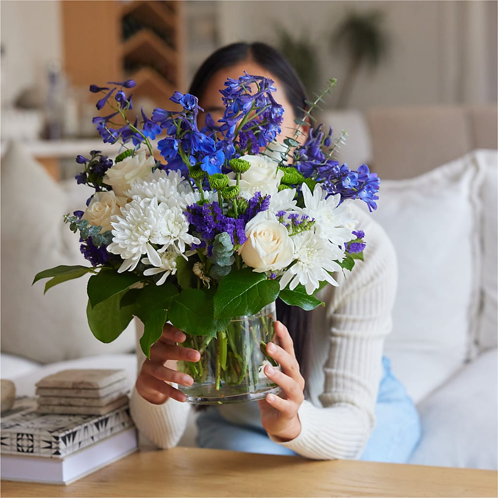 Cerulean Waves Bouquet –  Family Fare Supermarkets #3785, Omaha NE