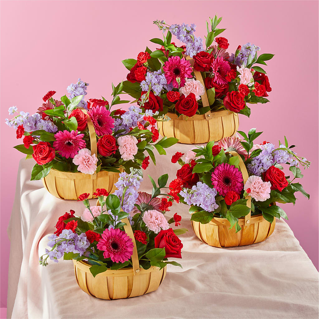 Pink Picnic Basket –  Family Fare Supermarkets #3785, Omaha NE