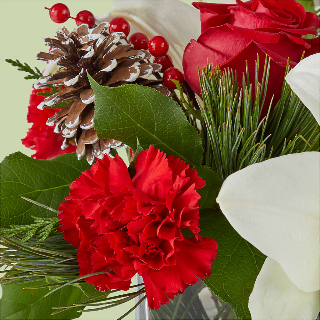 Glistening Icicles Bouquet –  Family Fare Supermarkets #3785, Omaha NE