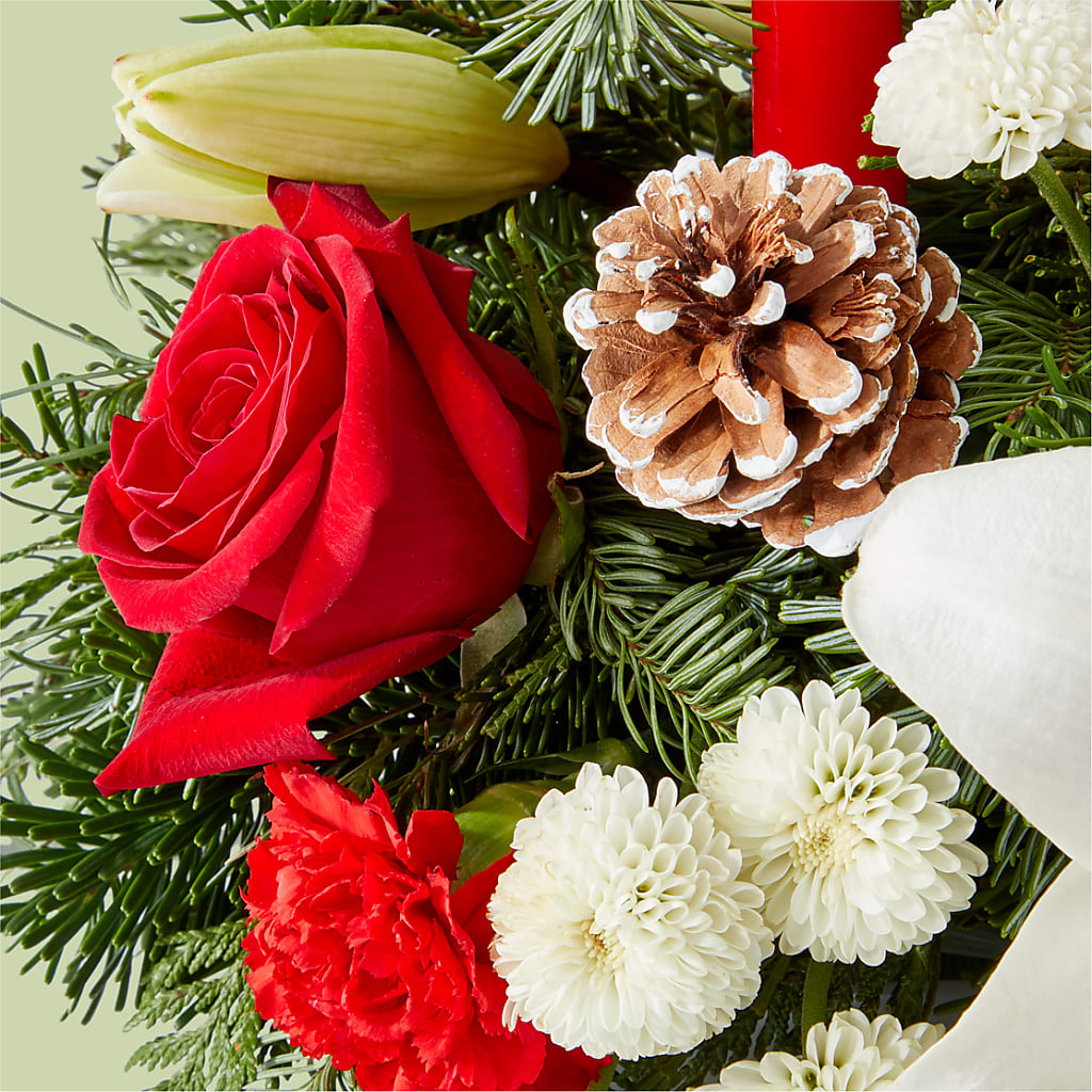 Seasonal Festivities Centerpiece –  Family Fare Supermarkets #3785, Omaha NE