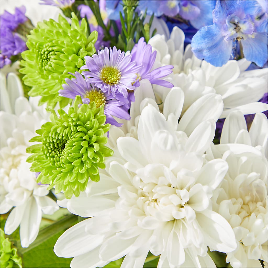 Genuine Gestures Bouquet –  Family Fare Supermarkets #3785, Omaha NE